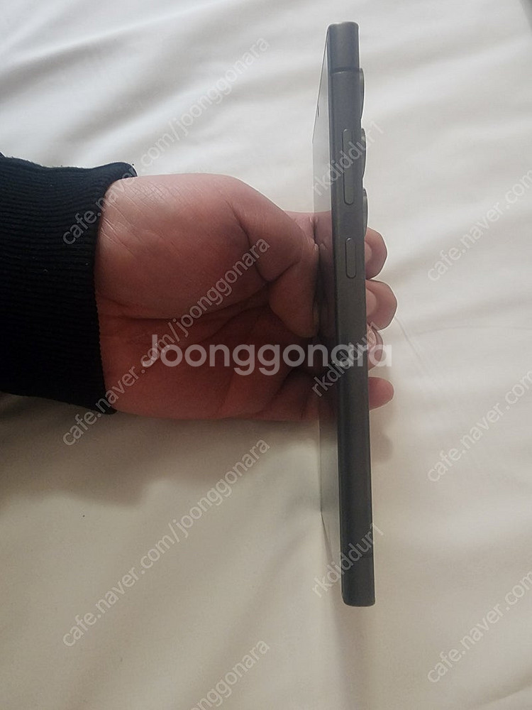 갤럭시s24울트라 신품급 팝니다(하루사용)--2