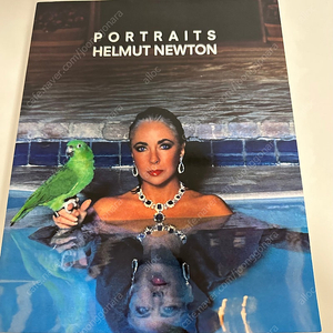 PORTRAITS HELMUT NEWTON 헬무트 뉴튼 포트레이트