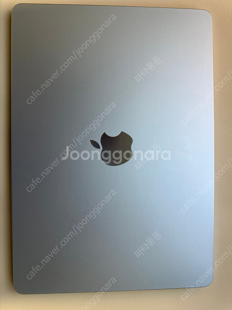 맥북에어 13 M3 16GB 256GB 실버 팝니다.--0