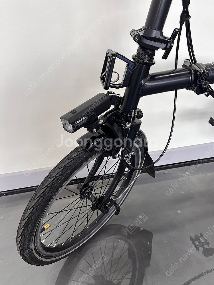 2023 브롬톤 m6r 블랙 모델 팝니다~--2