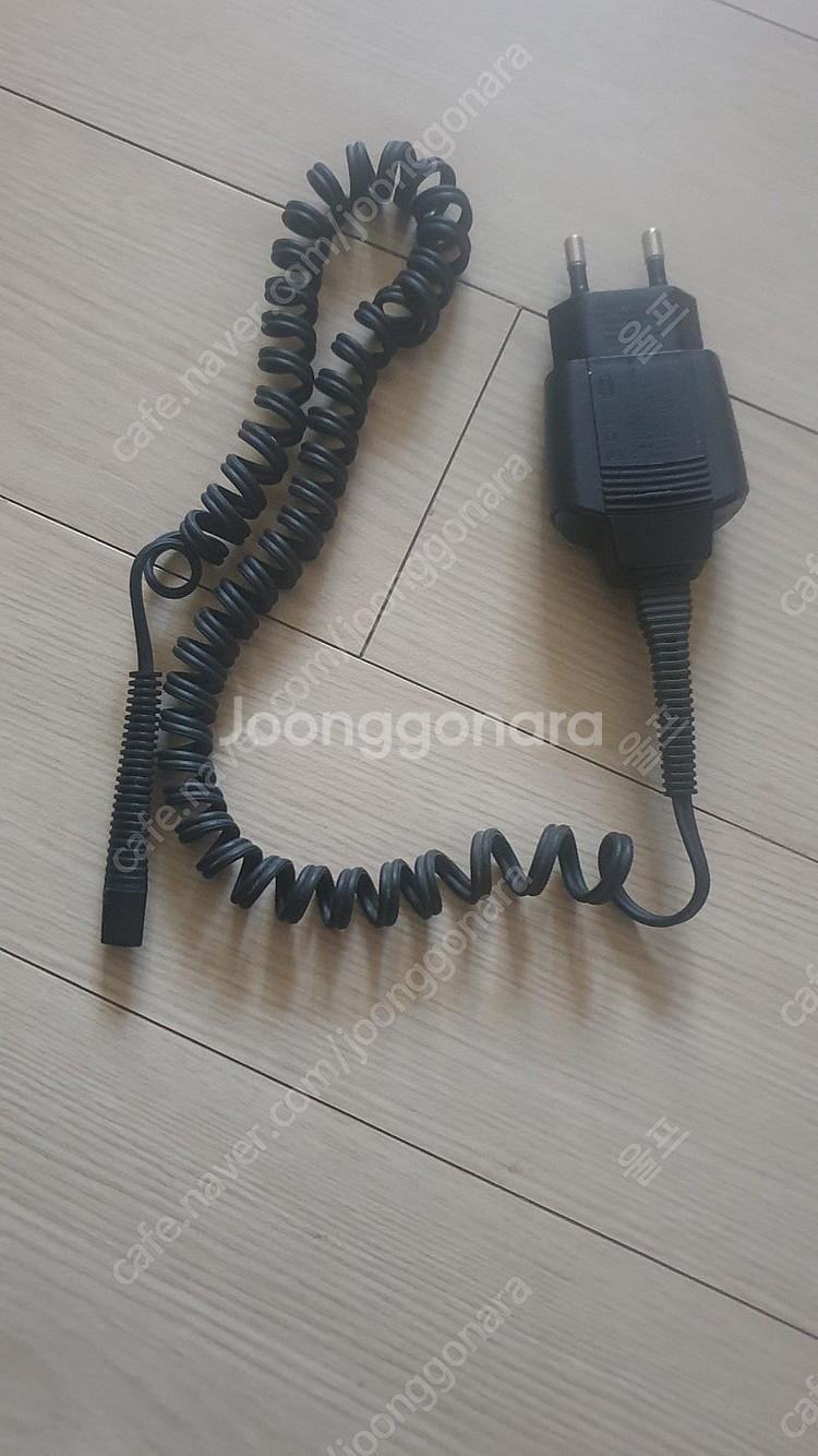 브라운 면도기 충전기--0