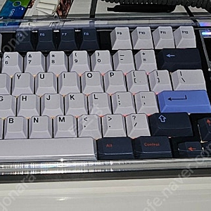 QK100 네이비 + GMK 트랙데이 팝니다