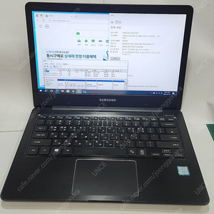 5가벼운 삼성노트북 NT500R3W-KD5S [ i5-7200U / 8GB / 13.3" ]