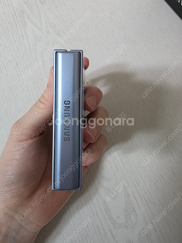 지플립6.256g,s급.자급제 서울직거래 가능--5