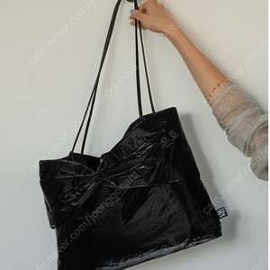 KWANI My Dear Bow Bow Tote Shiny Black 콰니 토트백 샤이니 블랙