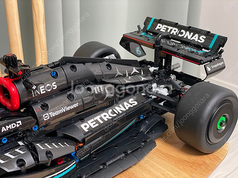 레고 테크닉 Mercedes AMG F1 W14 E 4...--3