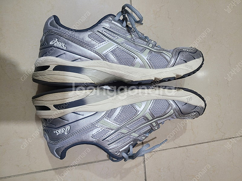 아식스1090 피드몬트그레이 280--5