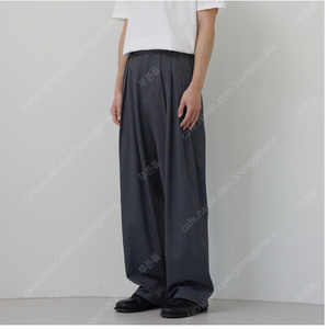 주앙옴므 (S사이즈) MAD PLEATS WIDE TROUSERS (CHARCOAL) 리퍼브 팝니다