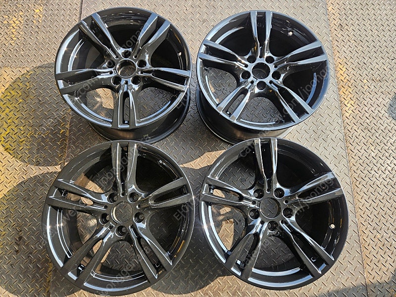 18인치 BMW F30 3시리즈 400M 유광블랙 정품...--0