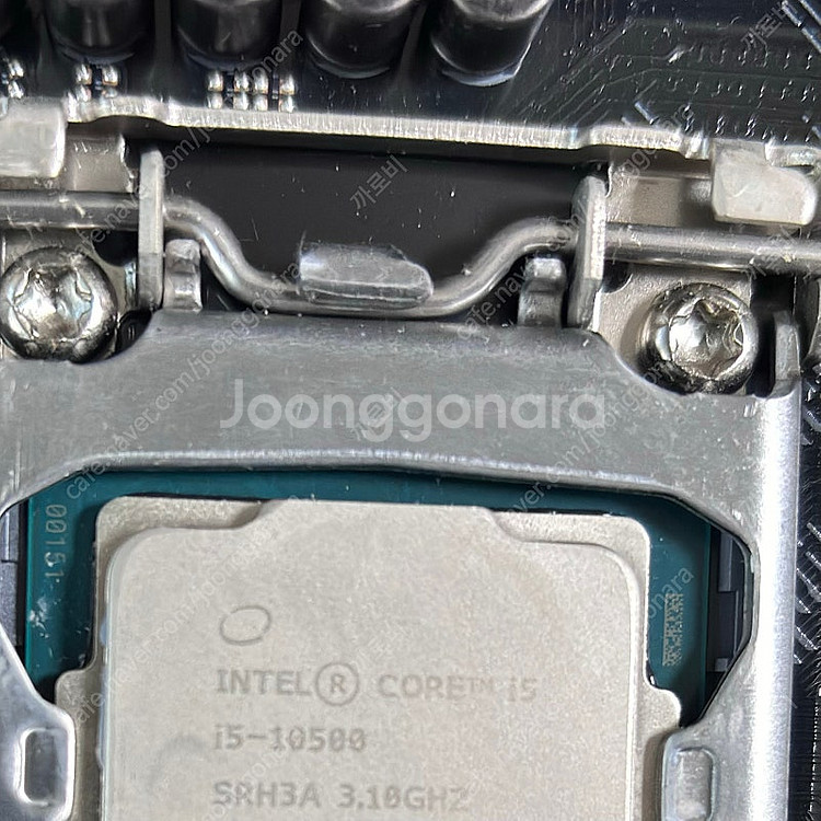 고장난 cpu팝니다 - 인텔 i5 10500--0