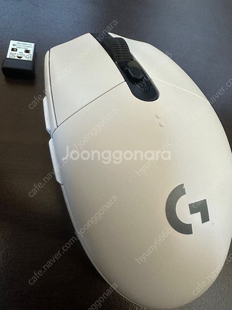 로지텍 G304 화이트 무선 마우스 케이스 포함 판매--2