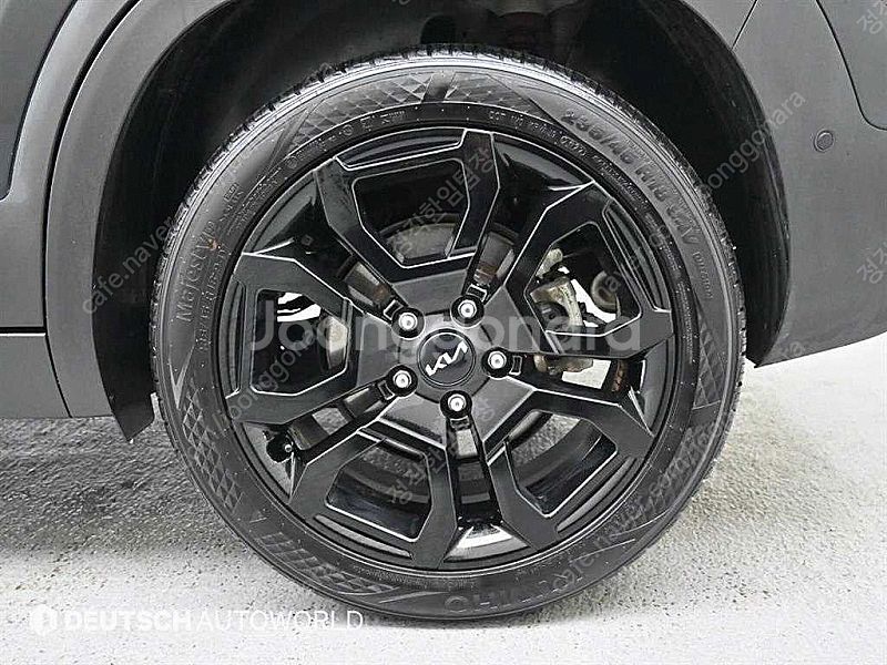 기아 더 뉴 셀토스 가솔린 16 터보 4WD 중고차 판...--4