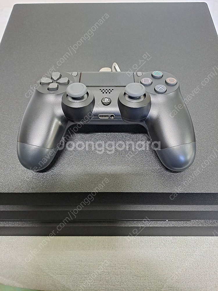 PS4 PRO 플스4 프로 7117b 1TB 팝니다.--4