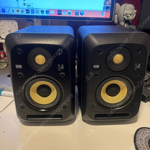 KRK V4S4 모니터 스피커 판매합니다