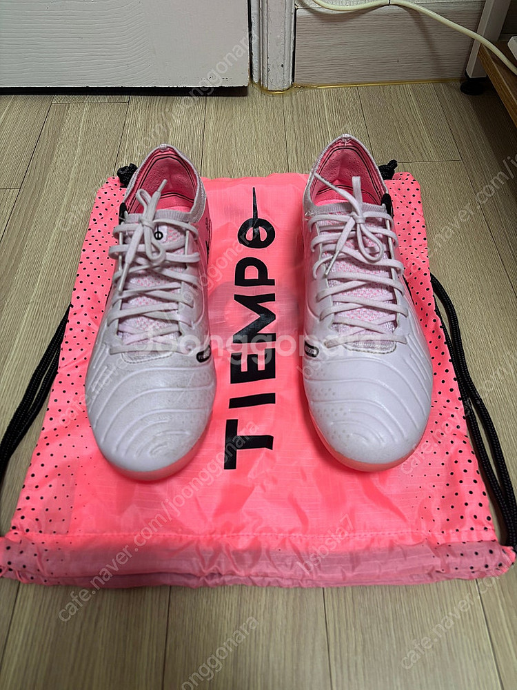 [나이키] 24유로 티엠포 레전드10 AG 270사이즈--2