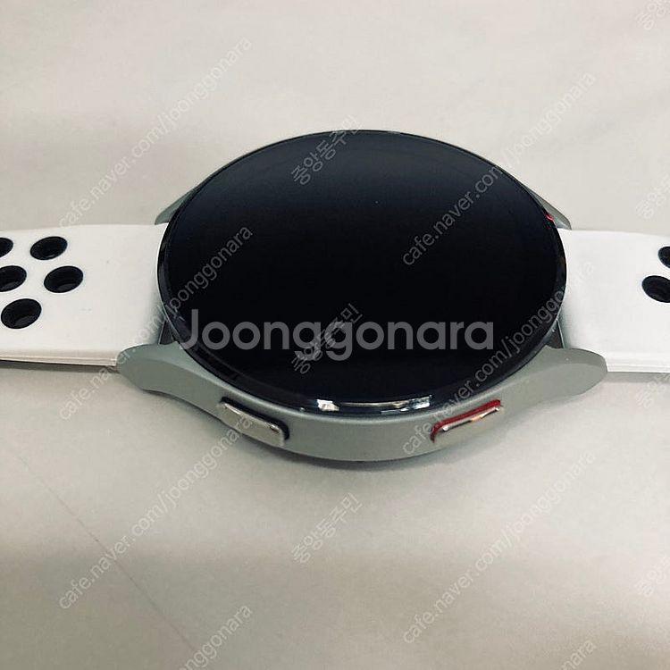 갤럭시 워치4 실버 44MM 매우깨끗 케이블포함 8만원...--3