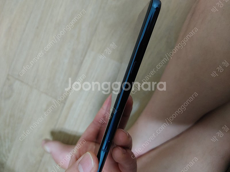 LG G8 팝니다.--1