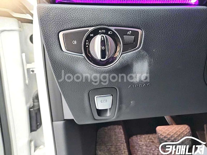 [벤츠]E-클래스 W213 E220d 4MATIC 아방...--6
