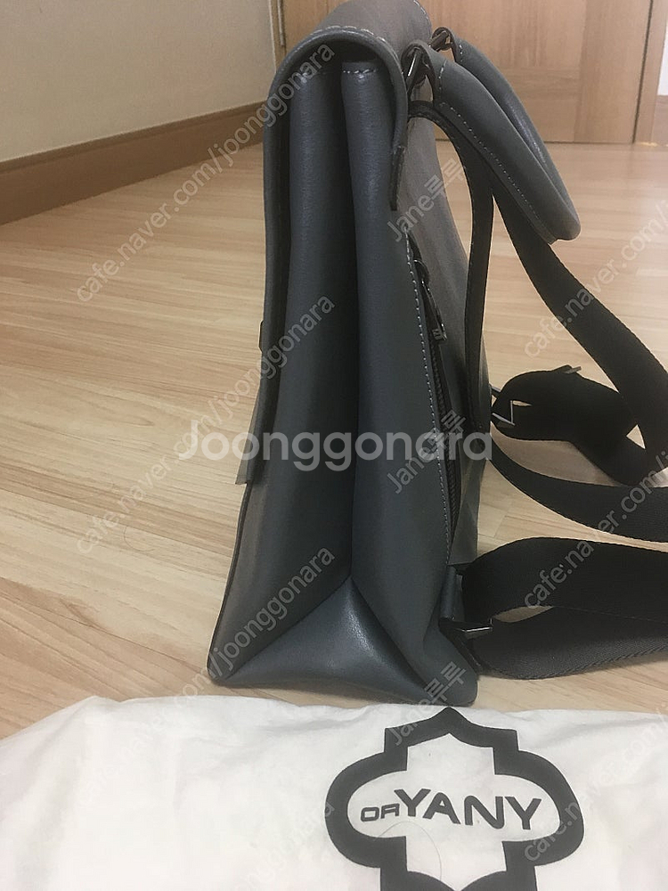 오야니 가죽백팩 판매--3