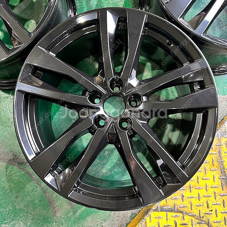 19인치 아우디 A6(C8) 프리미어 45TDI 유광블...--4