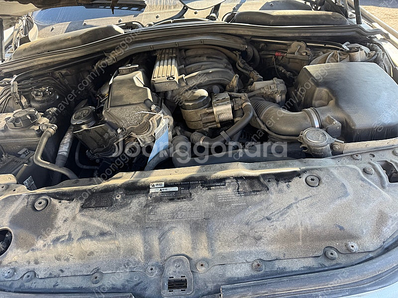 BMW E60 528i 후기형 부품차 각개합니다 뒷범퍼...--3