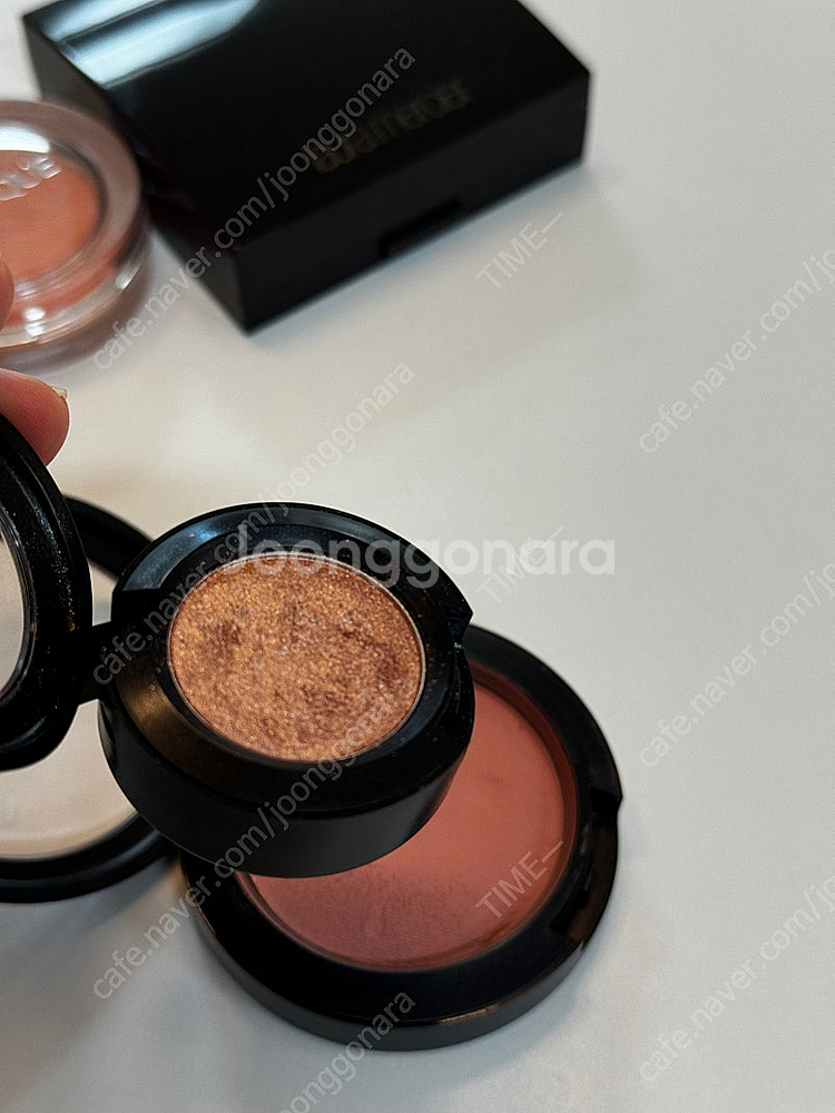 맥 단종 블러셔 멜바 + 아이섀도우 허니러스트 덤 /샤넬 톰포드 로라메르시에 크리니크 베네피트--3