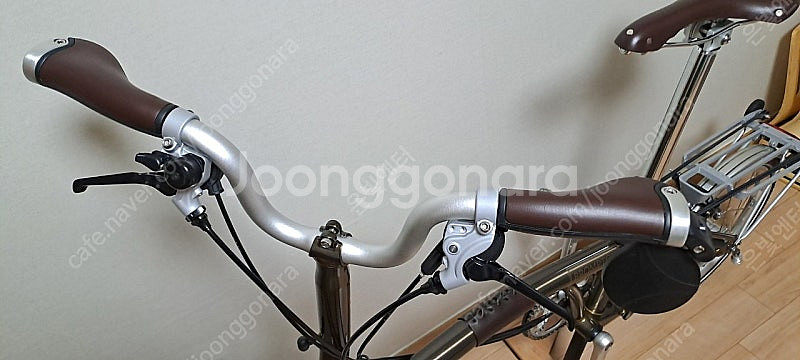 브롬톤 블랙라커M6R 실버톤 판매합니다--4