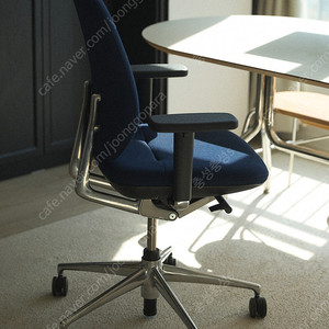 vitra meda buddy work chair 비트라 사무용 의자 판매