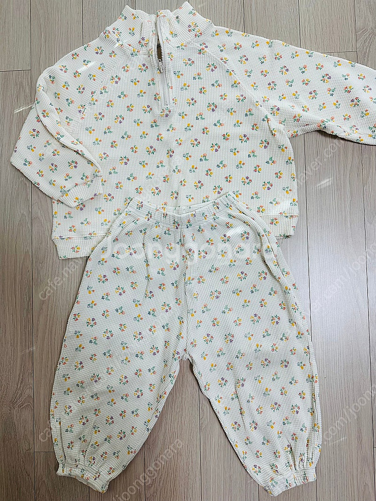 비비드아이 보세 아동 유아 상하복 M사이즈 4-5세--0