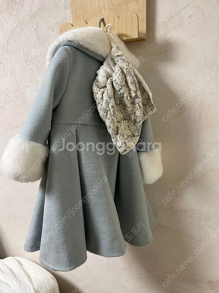 이로운의상실 아나스타샤코트 s + 눈의꽃 보넷 3사이즈--3