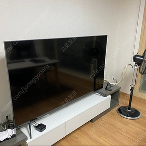 삼성전자 4K UHD LED TV • 176cm(70인치)