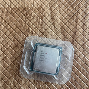 인텔 펜티엄 G5400 CPU (쿨러 포함)