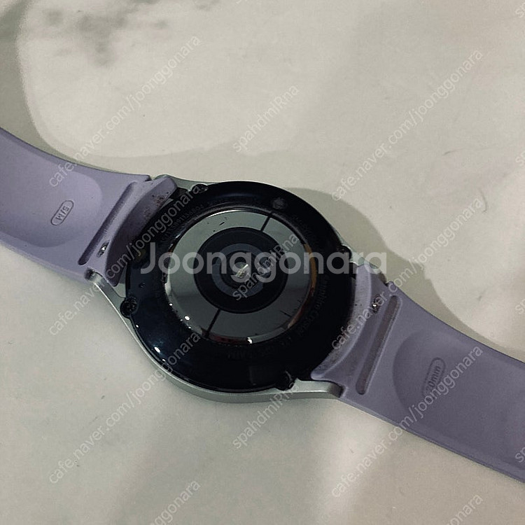 갤럭시 워치5 실버 40MM 단품 4만5천원 판매합니다...--4