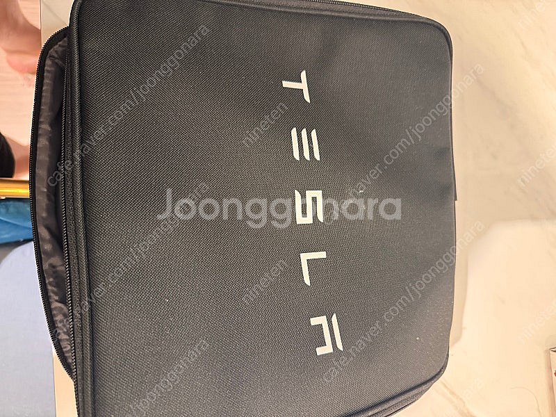 테슬라 모바일 충전 커넥터--0