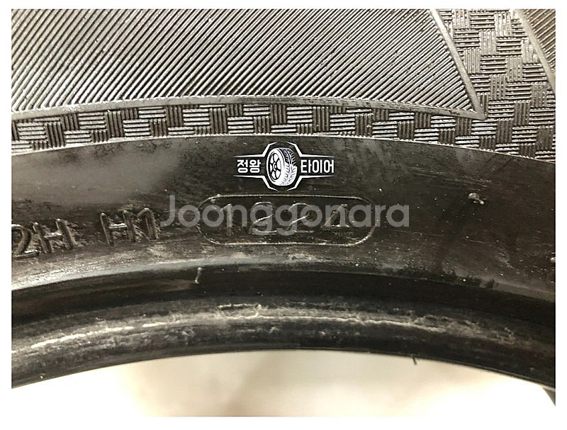 중고타이어 한국타이어 벤투스 S2AS 225/55R17...--7