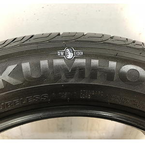 중고타이어 금호타이어 솔루스TA31 215/55R18 트랙스(2)