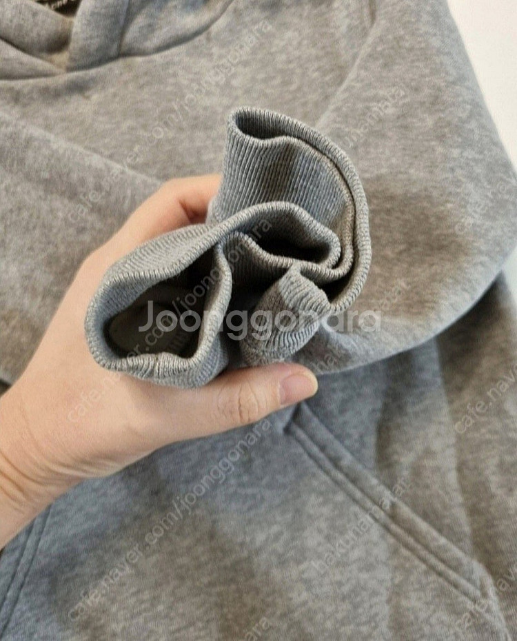 아크네스튜디오 키즈 후드스웻티 4-6세 중고--4