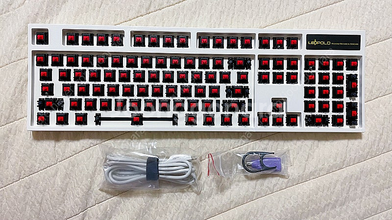 레오폴드 FC900R PD 적축 본체--1