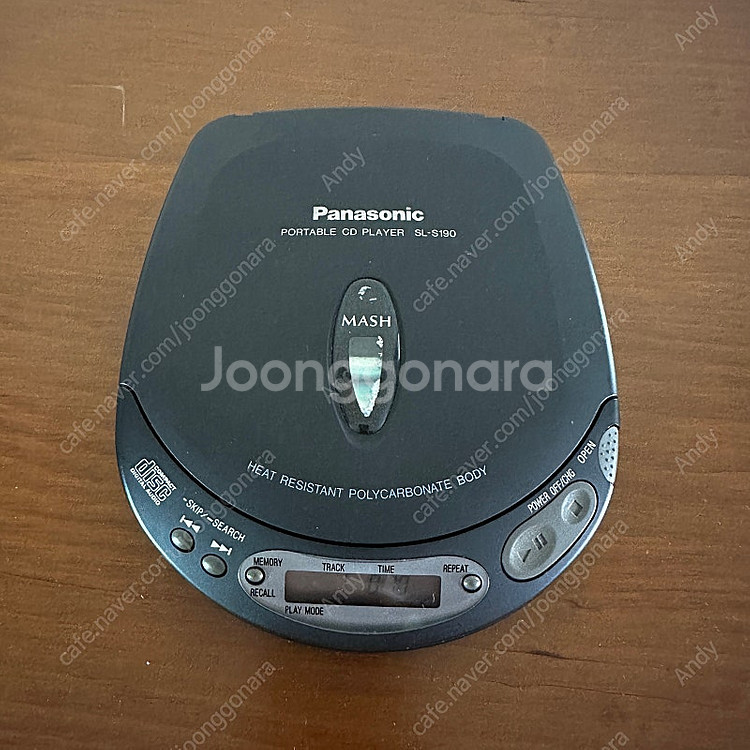 파나소닉 SL-S190 휴대용 cd플레이어입니다.--0
