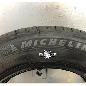 중고타이어 미쉐린 프라이머시 SUV 235/60R18 쏘렌토MQ4 카니발KA4