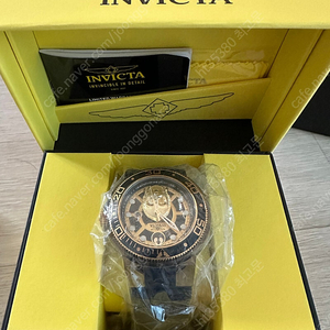 Invicta 인빅타 스타워즈 C-3PO 아나토믹 한정판 쿼츠(미사용)