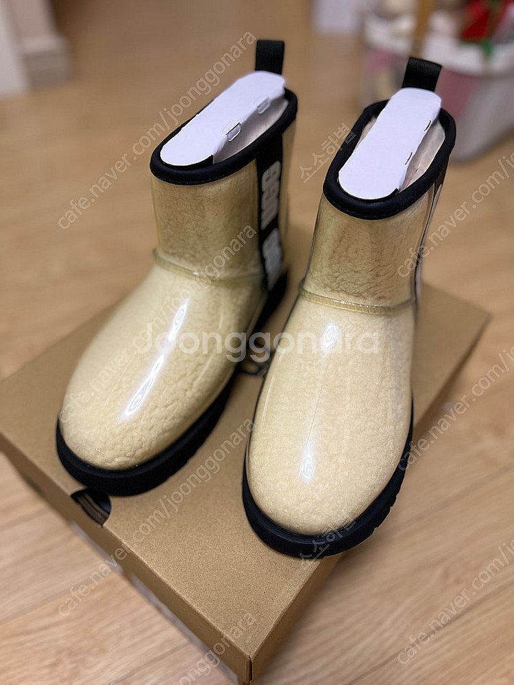 UGG 미국 어그 클리어미니 우먼 us6 새상품--0