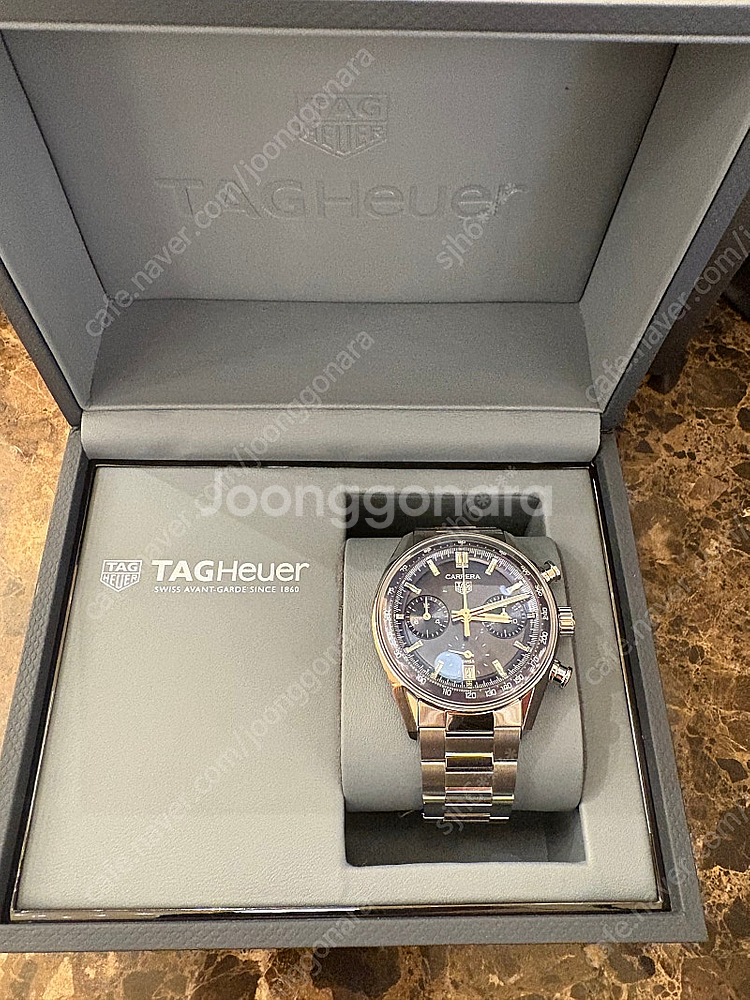 태그호이어 까레라 크로노그래프 글라스 박스 39mm 청--0