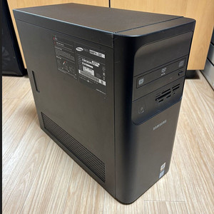 삼성 데스크탑 DB400T7A (i7-7700, 램16gb, ssd 512gb, gtx 1070 8G)