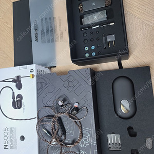 akg n5005 신품급 판매합니다.
