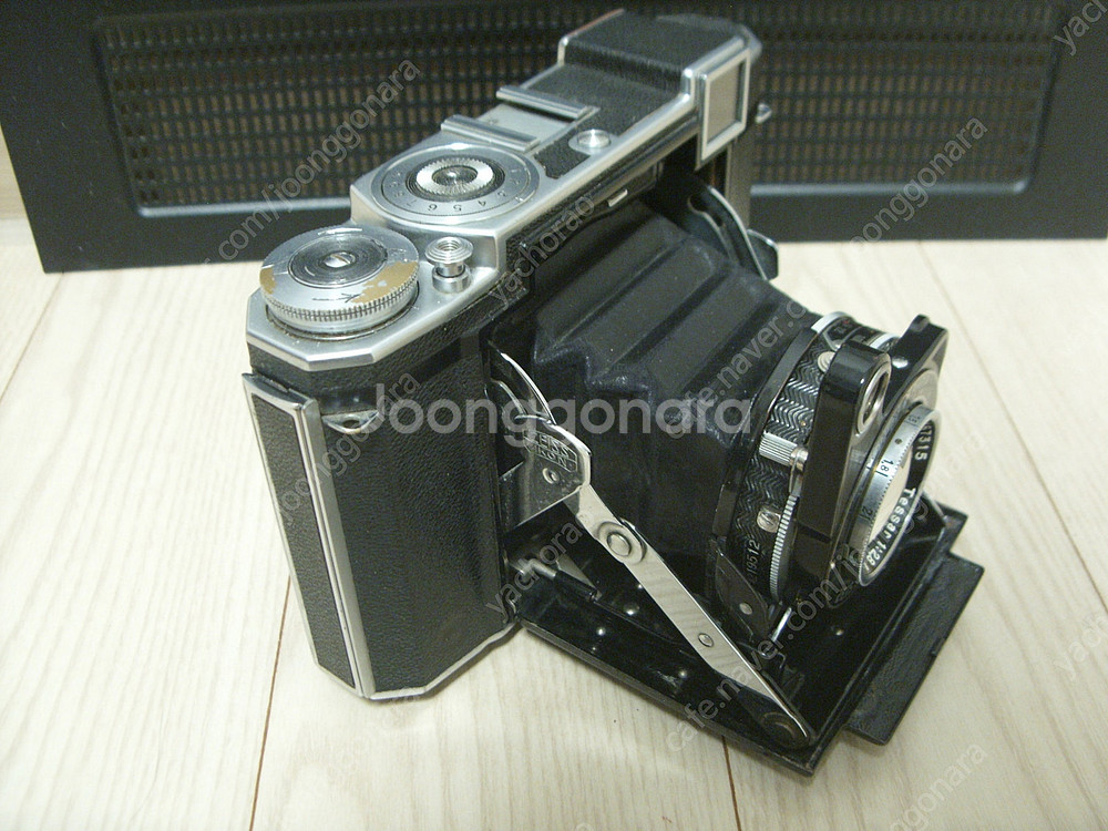 ZEISS IKON SUPER IKONTA 532/16--1