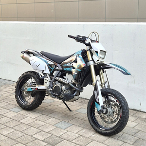 스즈끼 DR400 DRZ400SM 판매합니다.​