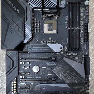 ASUS ROG MAXIMUS XI HERO