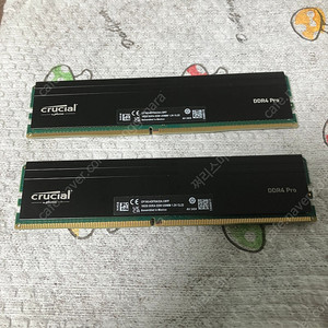 크루셜 ddr4 3200 32gb (16gbX2) 괜찮게 팝니다