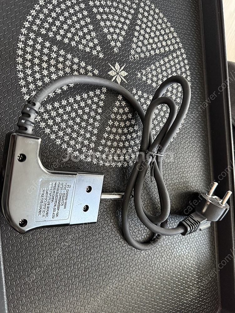쿠첸 다기능 와이드 전기그릴 CHG-G2000W 새상품--1